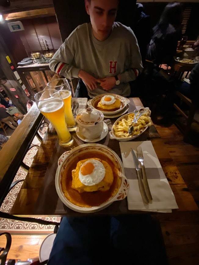 Restaurantes BRASAO ALIADOS ( pour Francesinha)