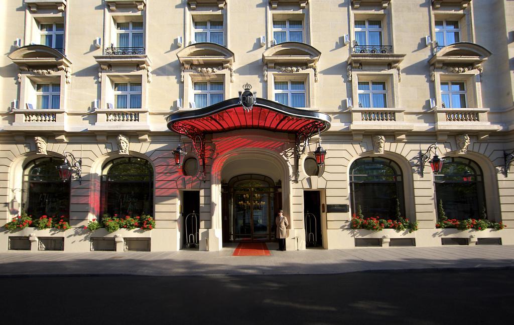 Place Le Royal Monceau, Raffles Paris