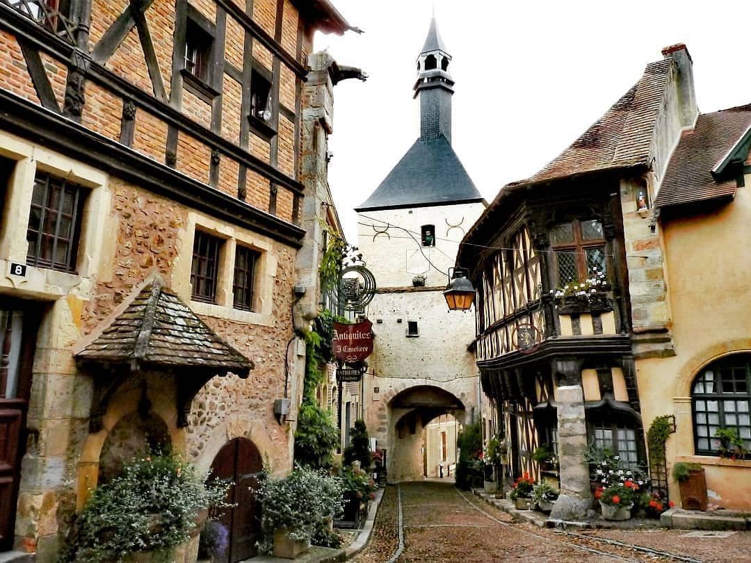 Bourbon-Lancy