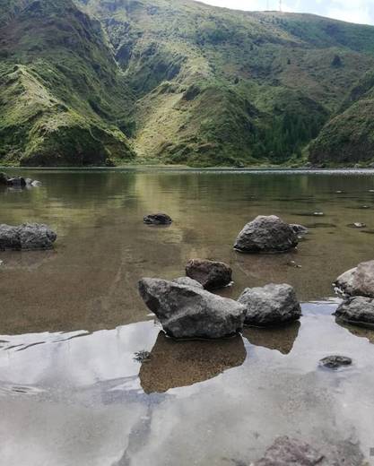 Junto da Lagoa do Fogo, o silêncio é diferente 