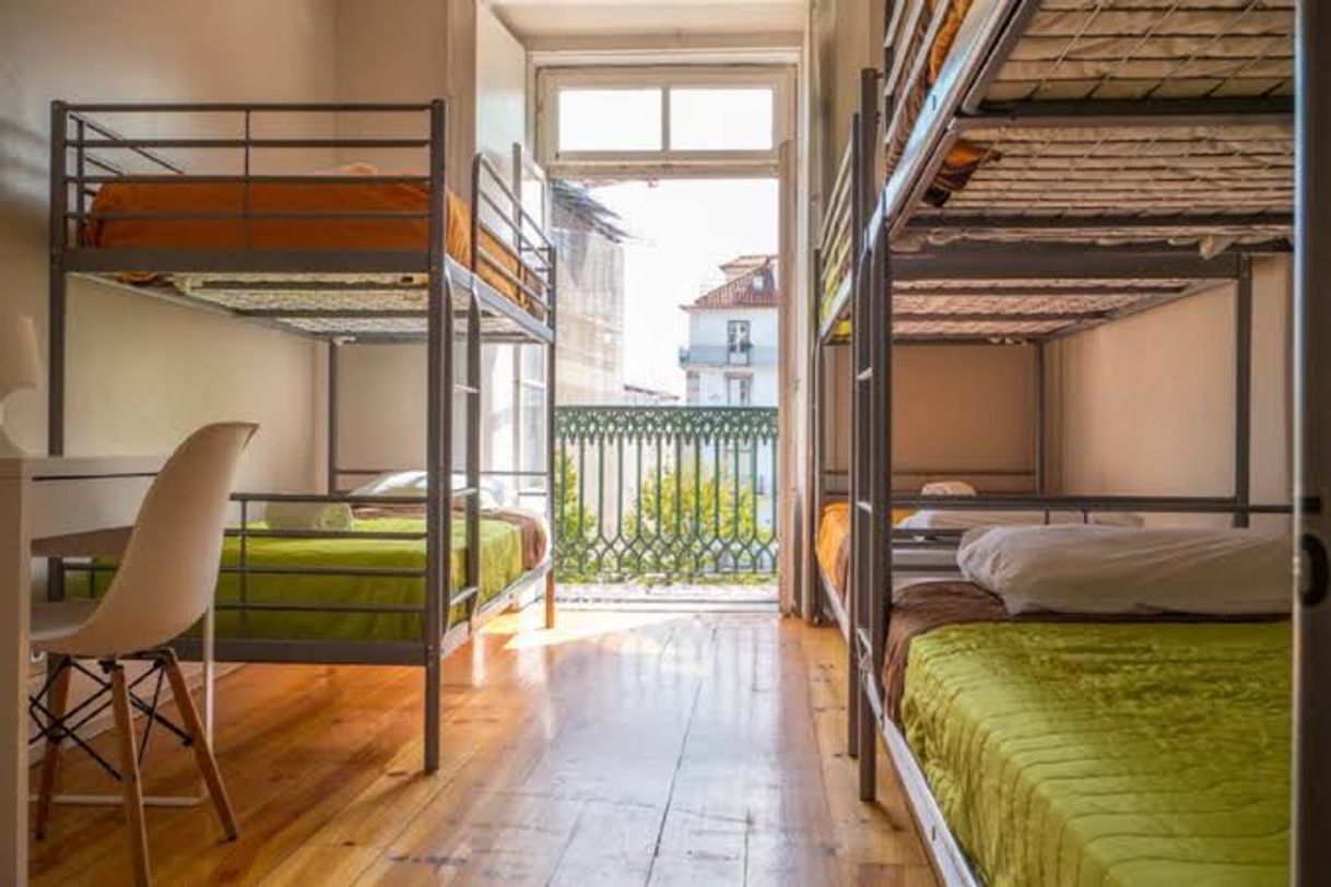 Place No Limit Bairro Alto Hostel