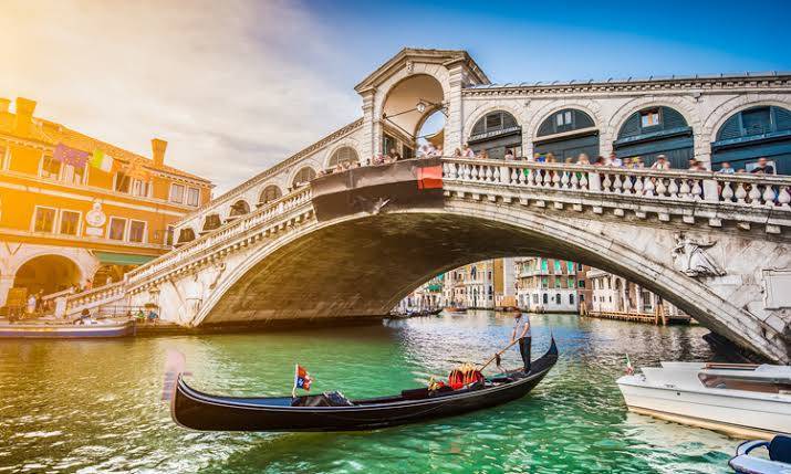 Place Grande Canal de Veneza