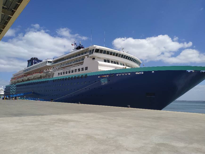 Lugar Pullmantur Cruceros