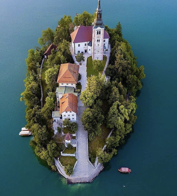 Lugar Lago Bled