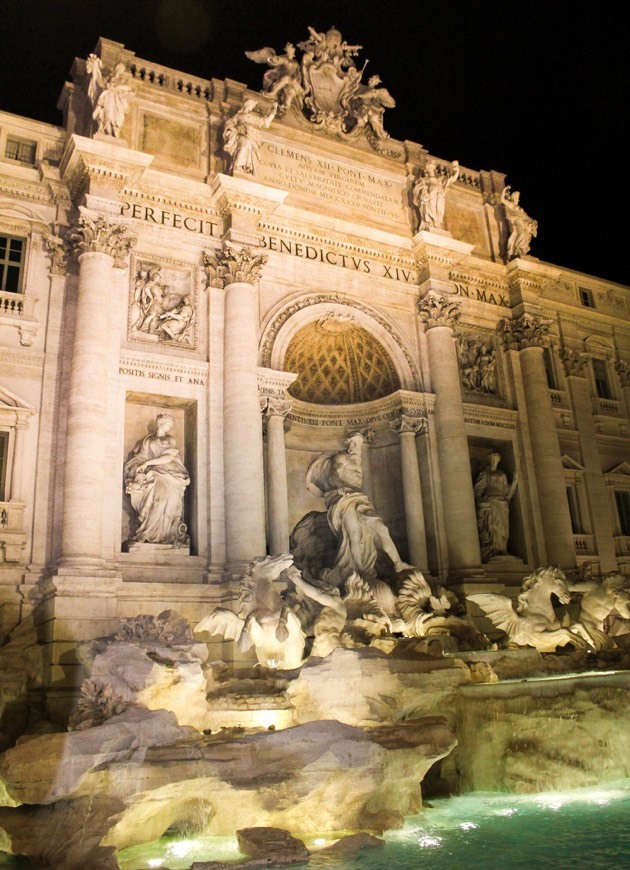 Place Fontana di Trevi