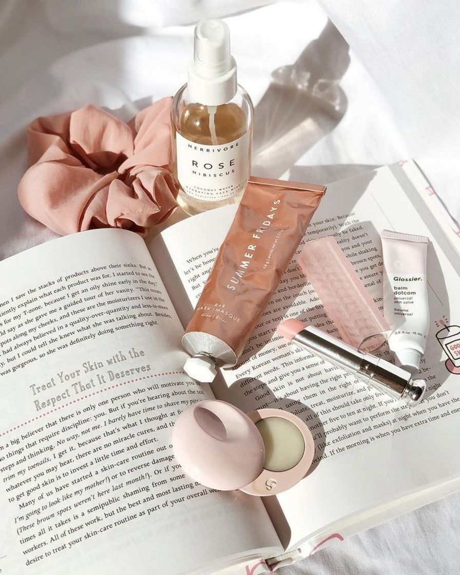 Fashion Um skincare mas livros combinação perfeita 