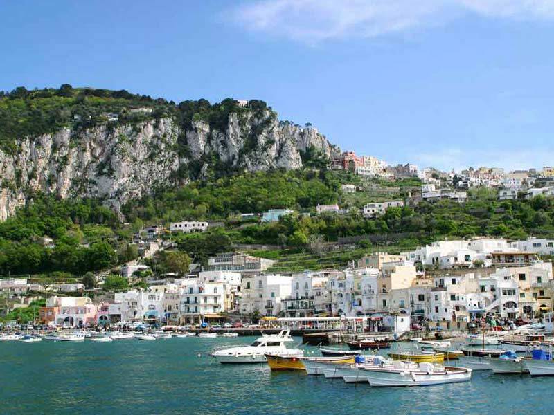 Lugar Capri