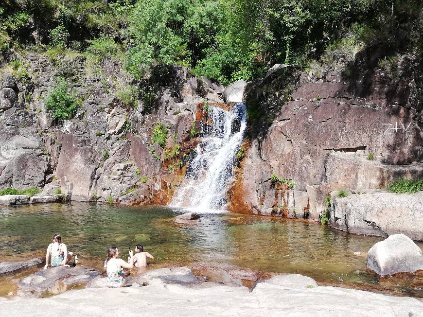 Lugar Cascata de Várzeas