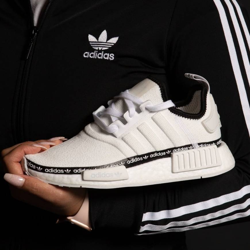 App Adidas NMD black and white 