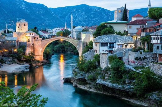 Ponte Velha do Centro Histórico de Mostar