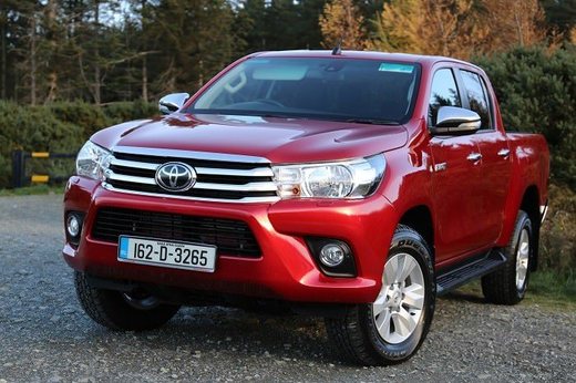 Toyota Hilux 