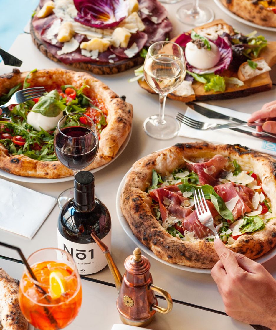 Place Pizza Lovine’s