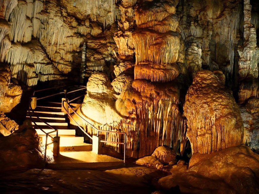 Place Parque das Grutas e Cavernas de Botuverá