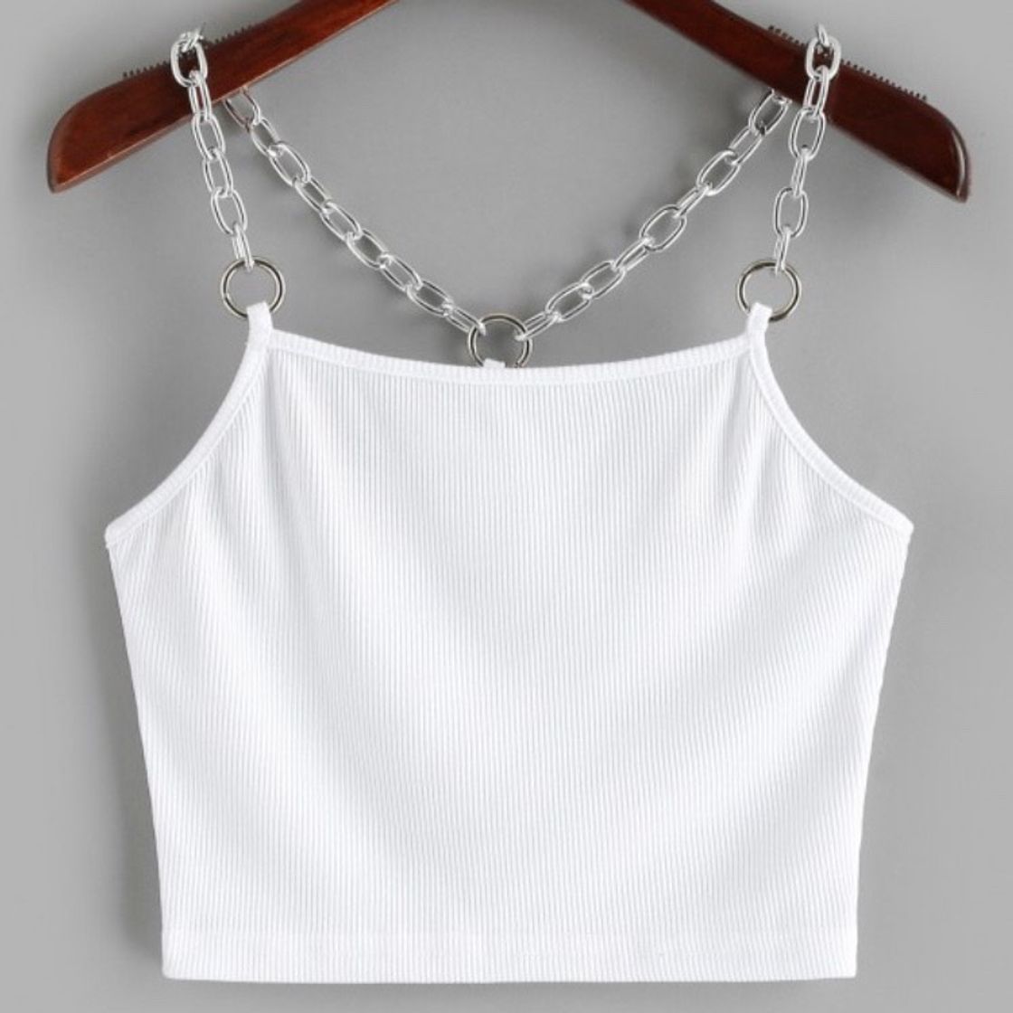 Fashion top branco com corrente