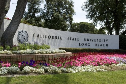 Lugar California State University Long Beach