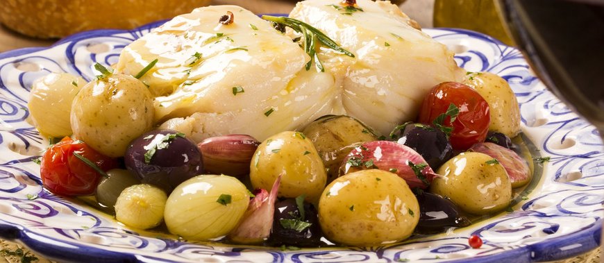 Moda Bacalhau à Lagareiro | Traditional Fish Dish From Portugal ...