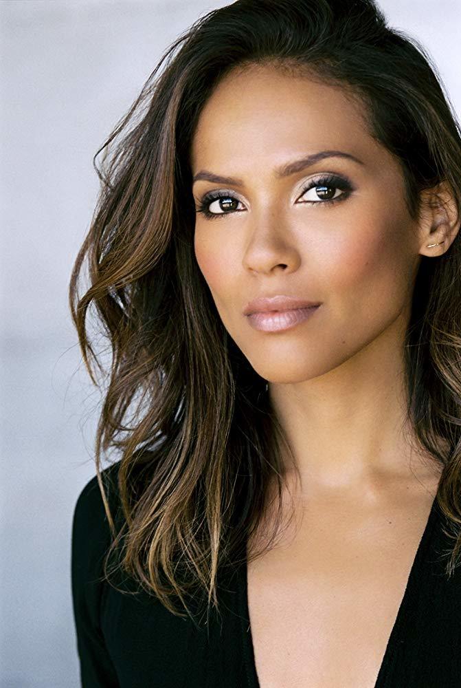 Social Lesley-Ann Brandt 