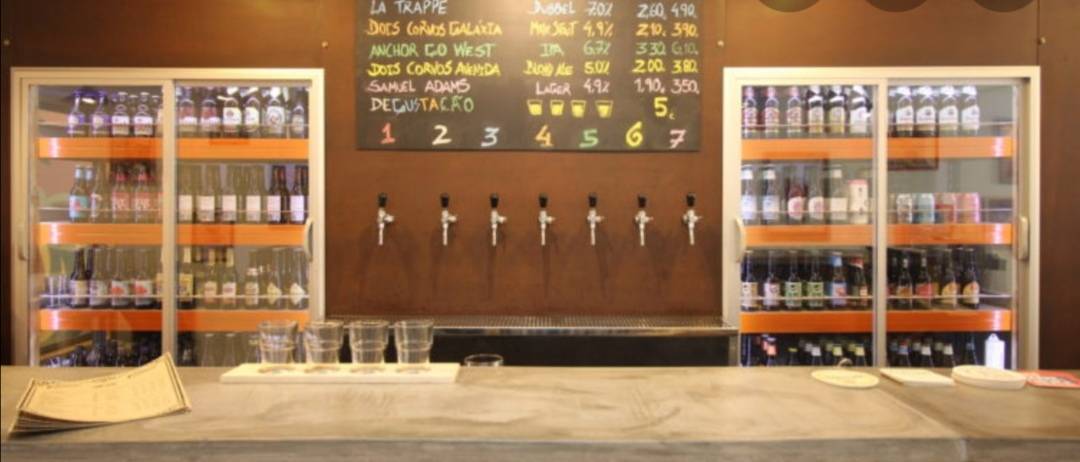 Restaurants Armazém da Cerveja - Craft Beer Bar & Shop