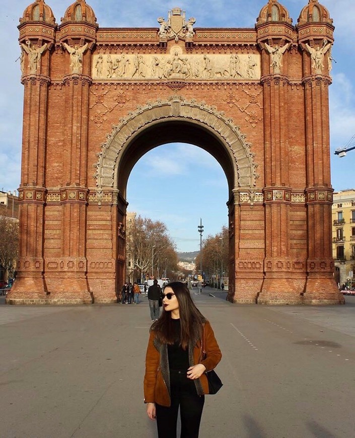 Place Arc de Triomf