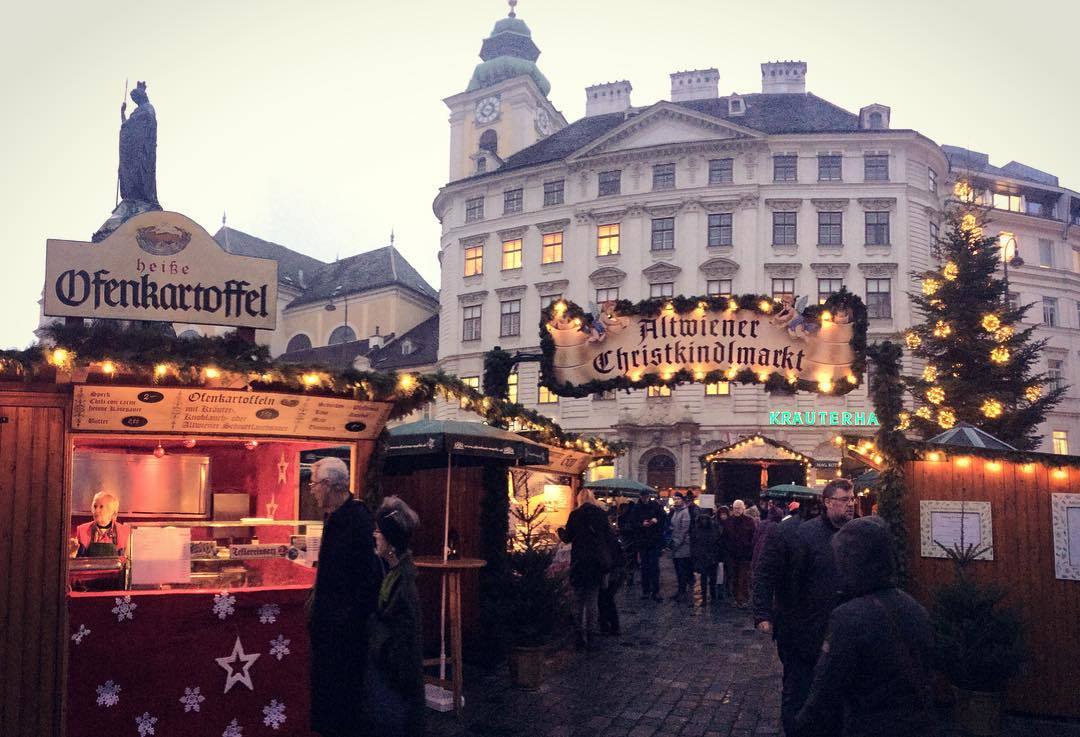 Place Old Viennese Christmas Market