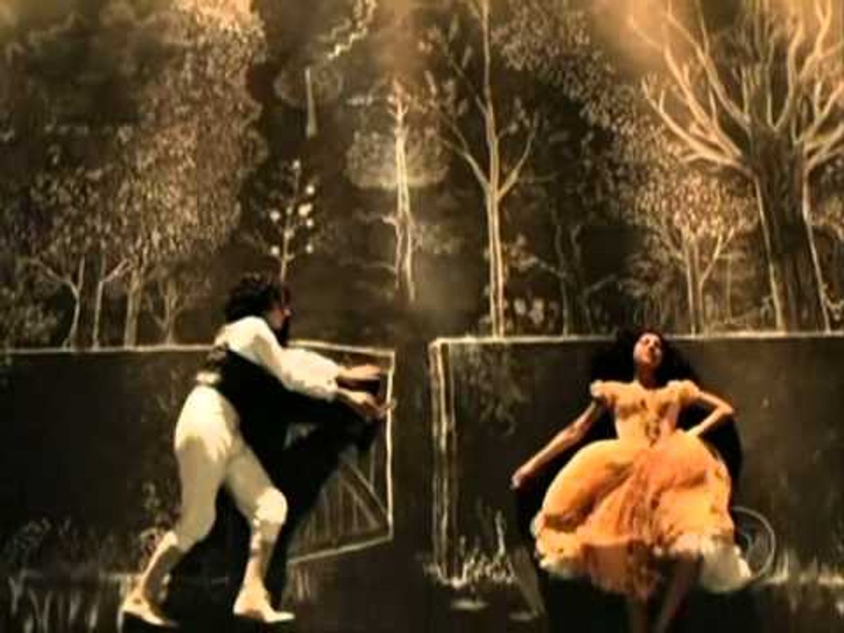 Fashion Capitu - Elephant Gun (Beirut) - YouTube 