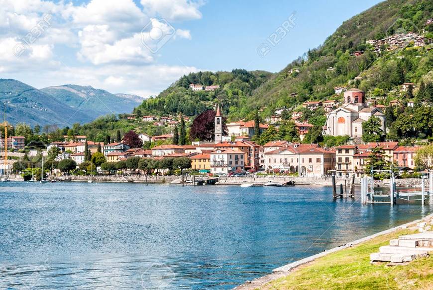 Places Lake of Varese