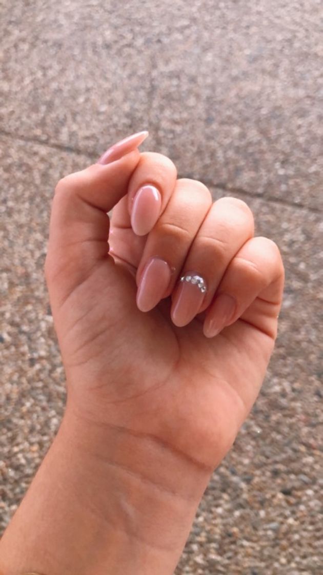 Unhas nude 
