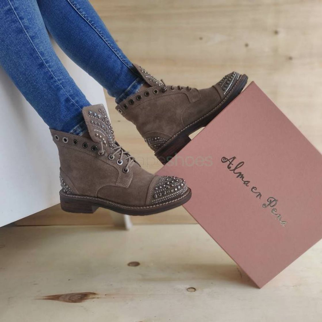 Productos Alma en Pena 481 - Botas de Piel para Mujer