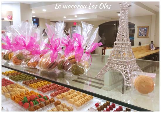 Place Le Macaron French Pastries