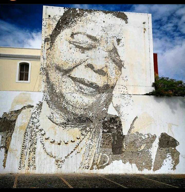 Vhils