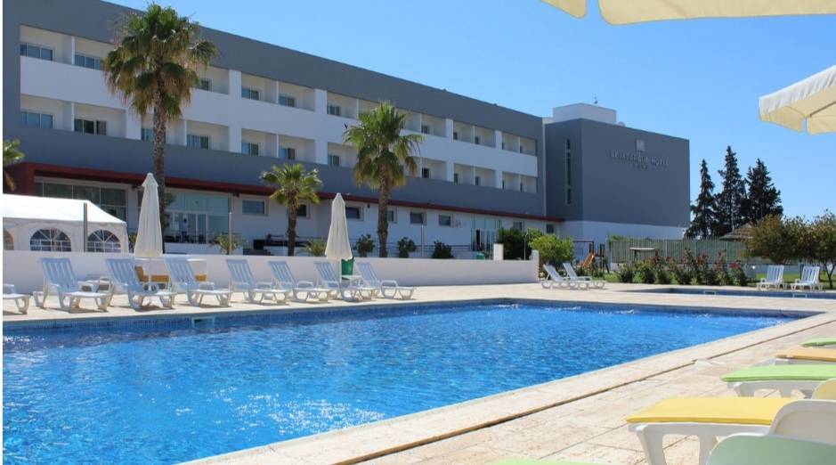 Moda BejaParque Hotel