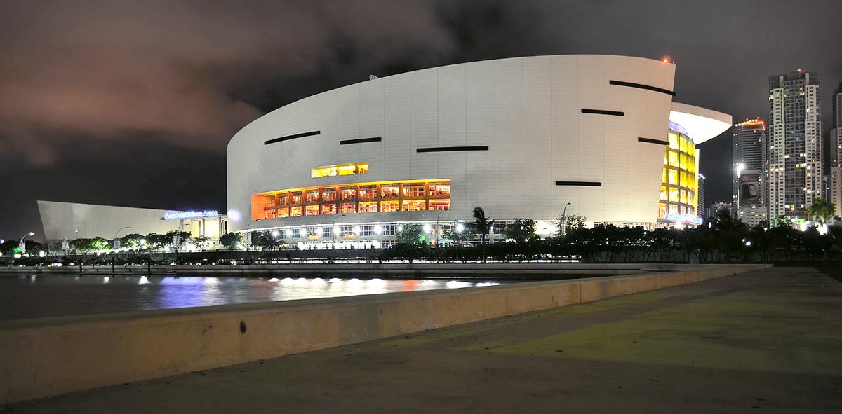 Lugar American Airlines Arena