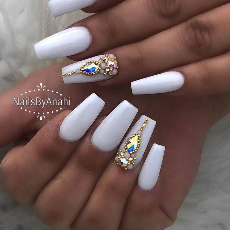 Social Nails