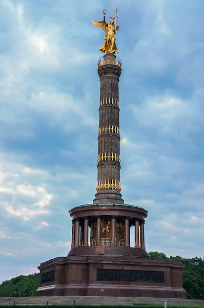 Lugar Victory Column