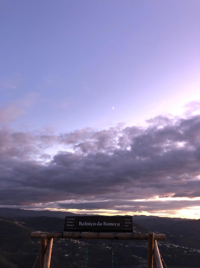 Lugar Baloiço da Serra da Boneca