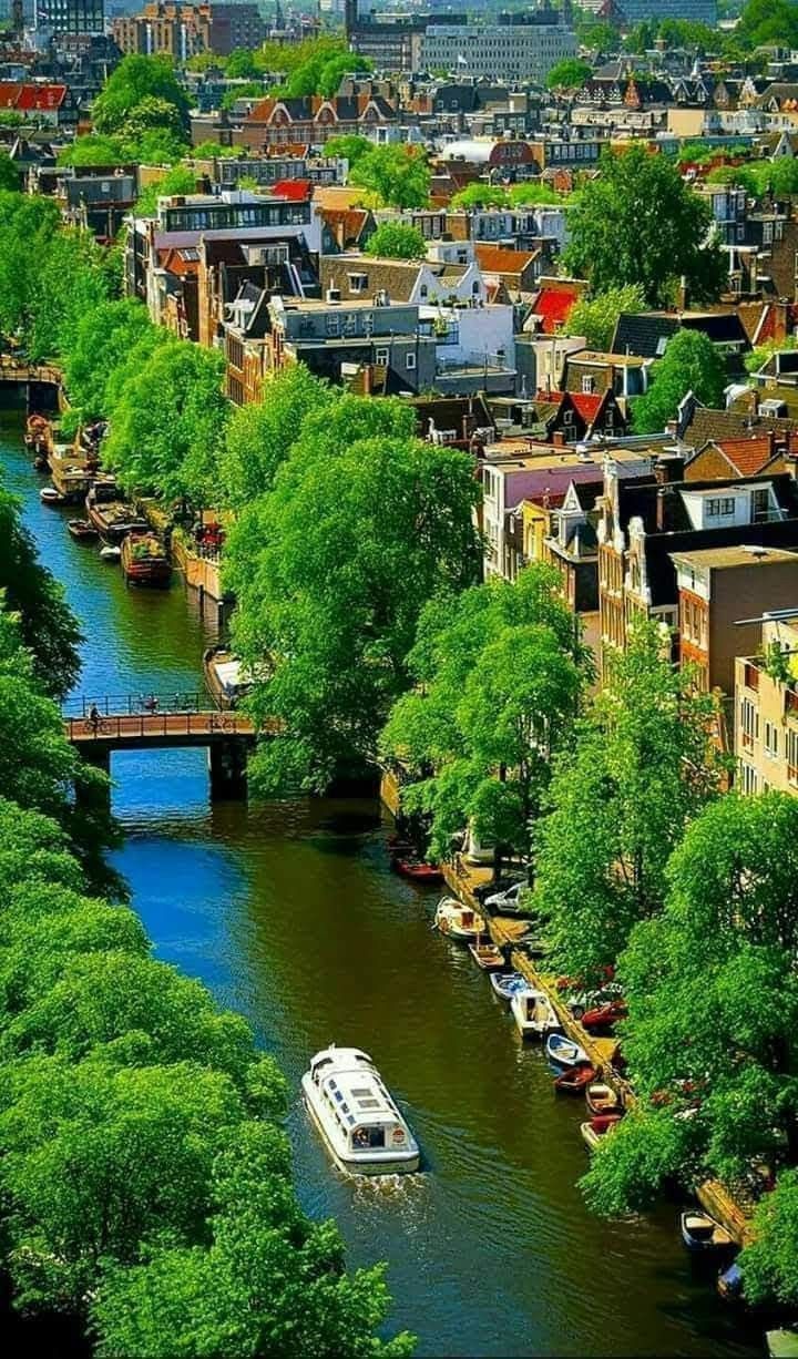 Place Holanda