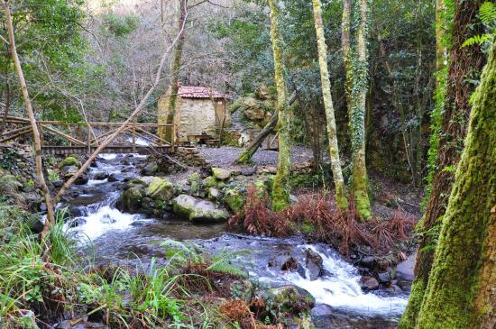 Place Cascata da Pedra da Ferida