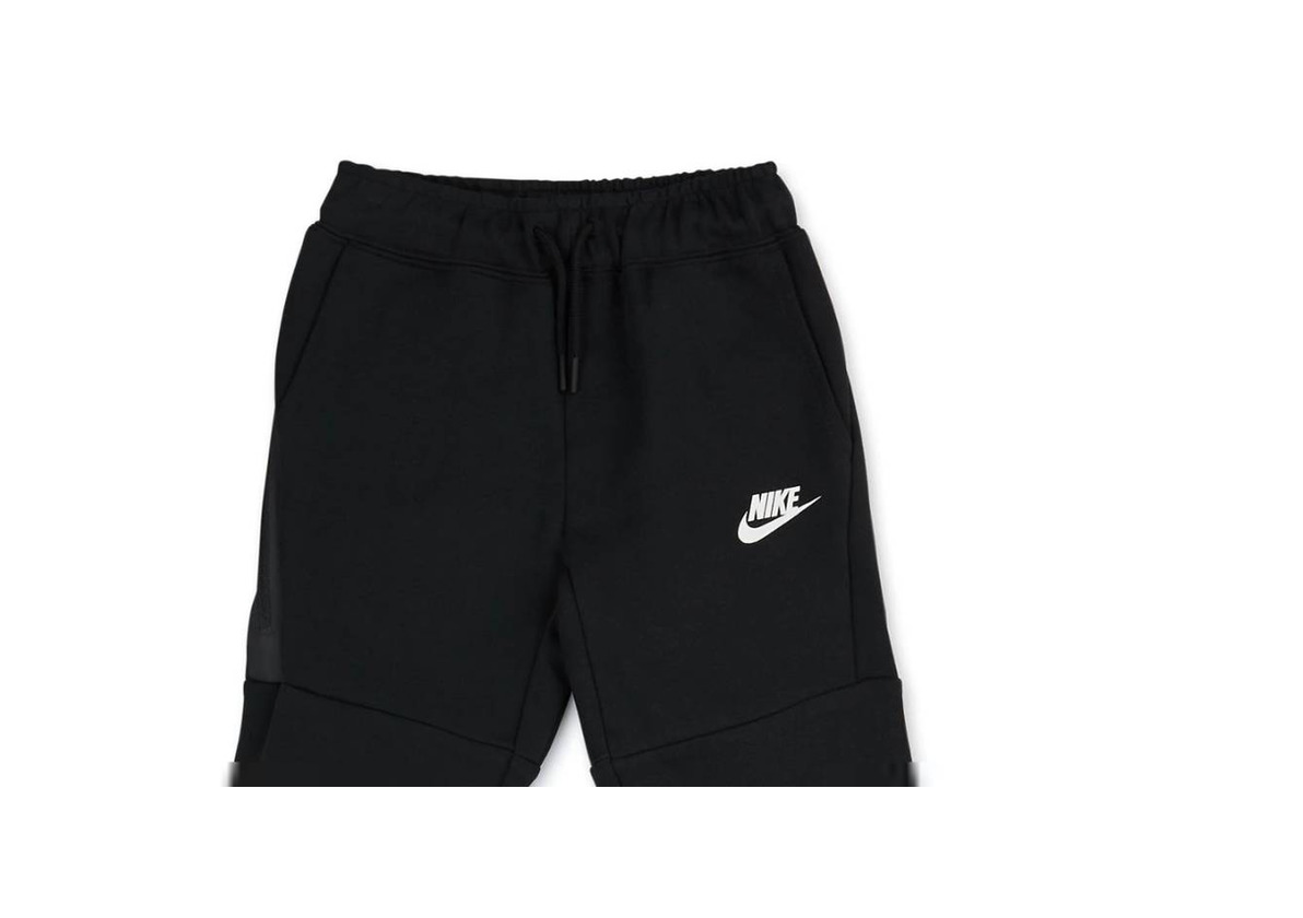 Social Nike Tech Fleece