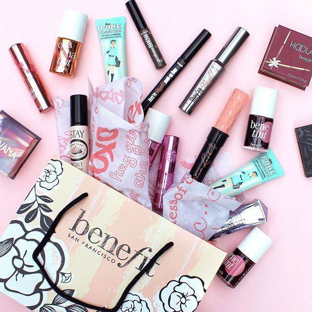 Productos Benefit Cosmetics