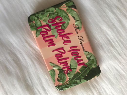 Too faced Shake your palm palms 