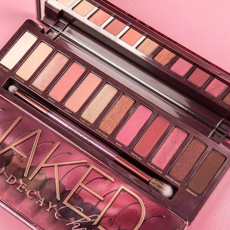 Moda Naked Cherry – The New Eyeshadow Palette from Urban Decay