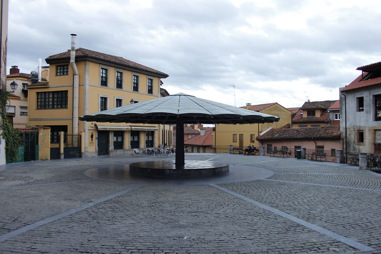 Place Plaza del Paraguas