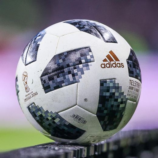 Telstar 2018 World Cup Ball "Group"