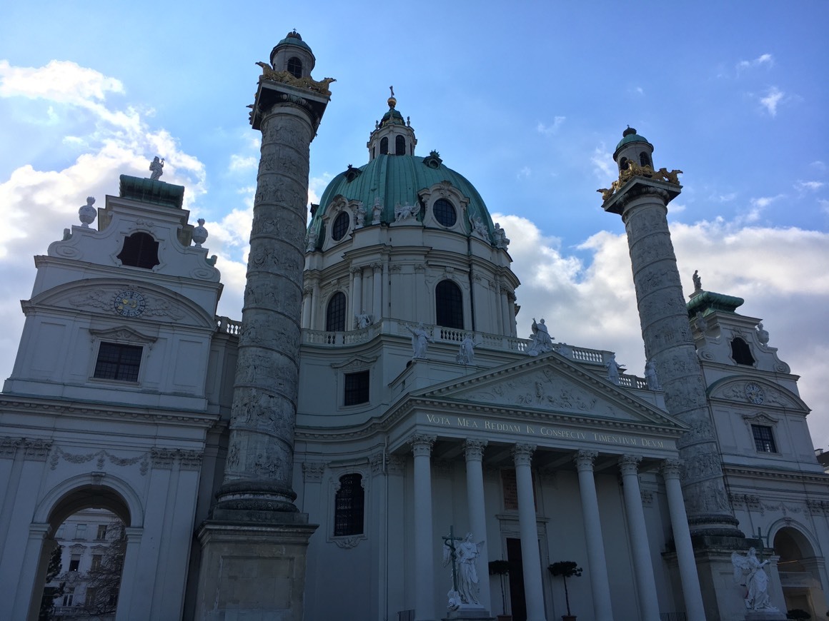 Place Karlskirche