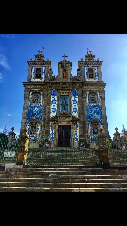 Place Igreja da Santíssima Trindade