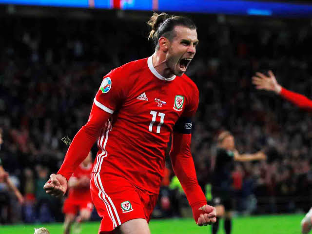 Social Gareth Bale