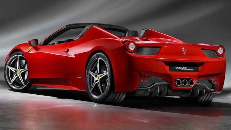 Social Ferrari 458 Itália Spider