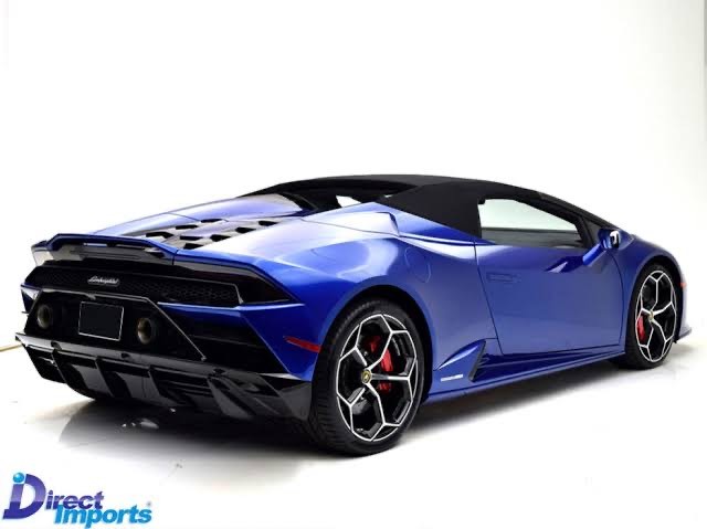 Social Lamborghini Huracan Evo V10