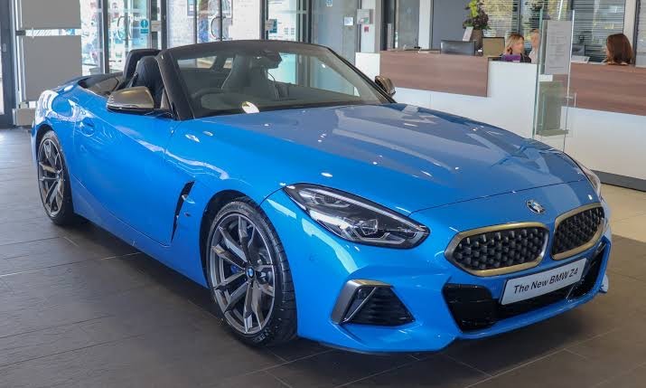 Social BMW Z4