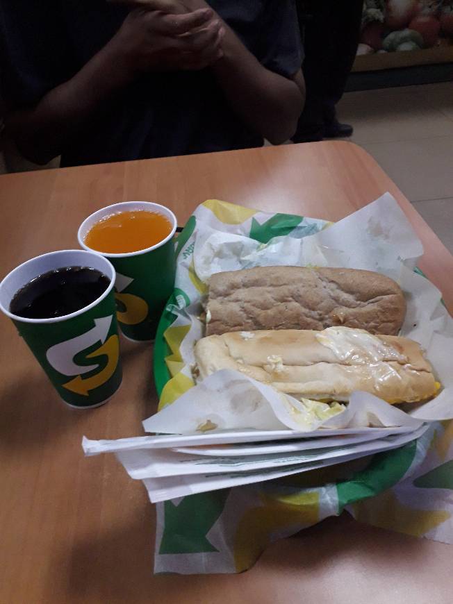 Restaurants Subway